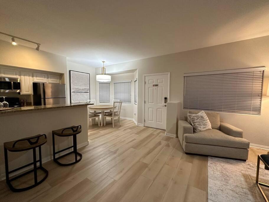 Retreat 2 Bd By Cool Llc *