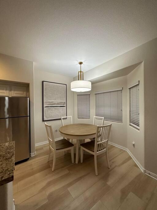 Retreat 2 Bd By Cool Llc * Mesquite