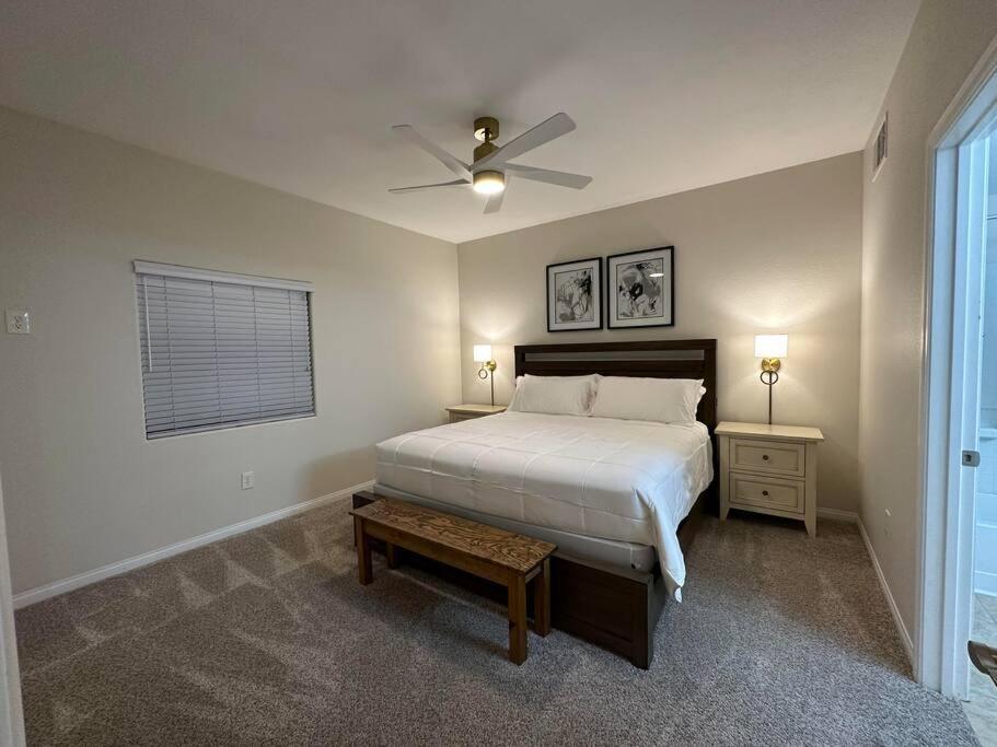 Retreat 2 Bd By Cool Llc Mesquite