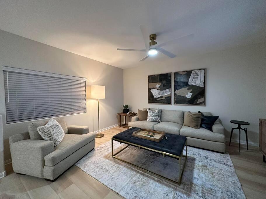 Retreat 2 Bd By Cool Llc Mesquite